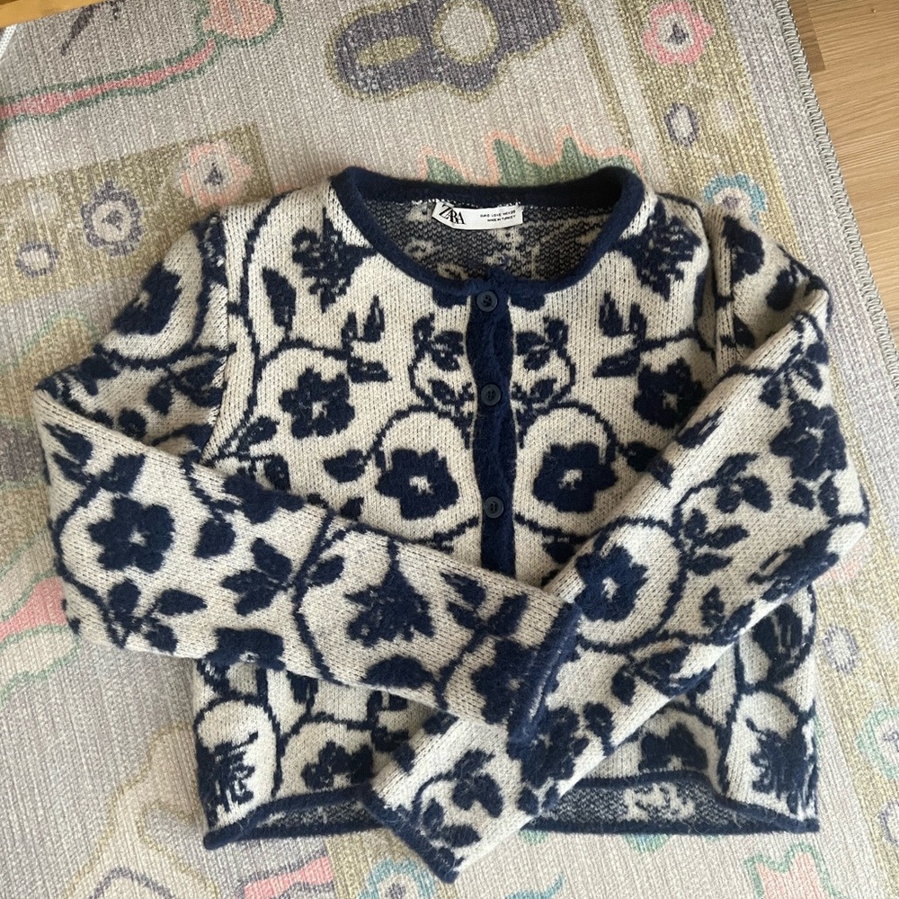 Zara FLORAL KNIT JACQUARD CARDIGAN